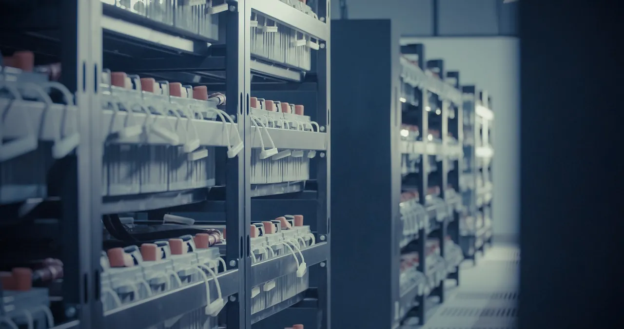 Sovereign Cloud Rechenzentrum in Deutschland — Server-Rack mit EU-Datenstandort
