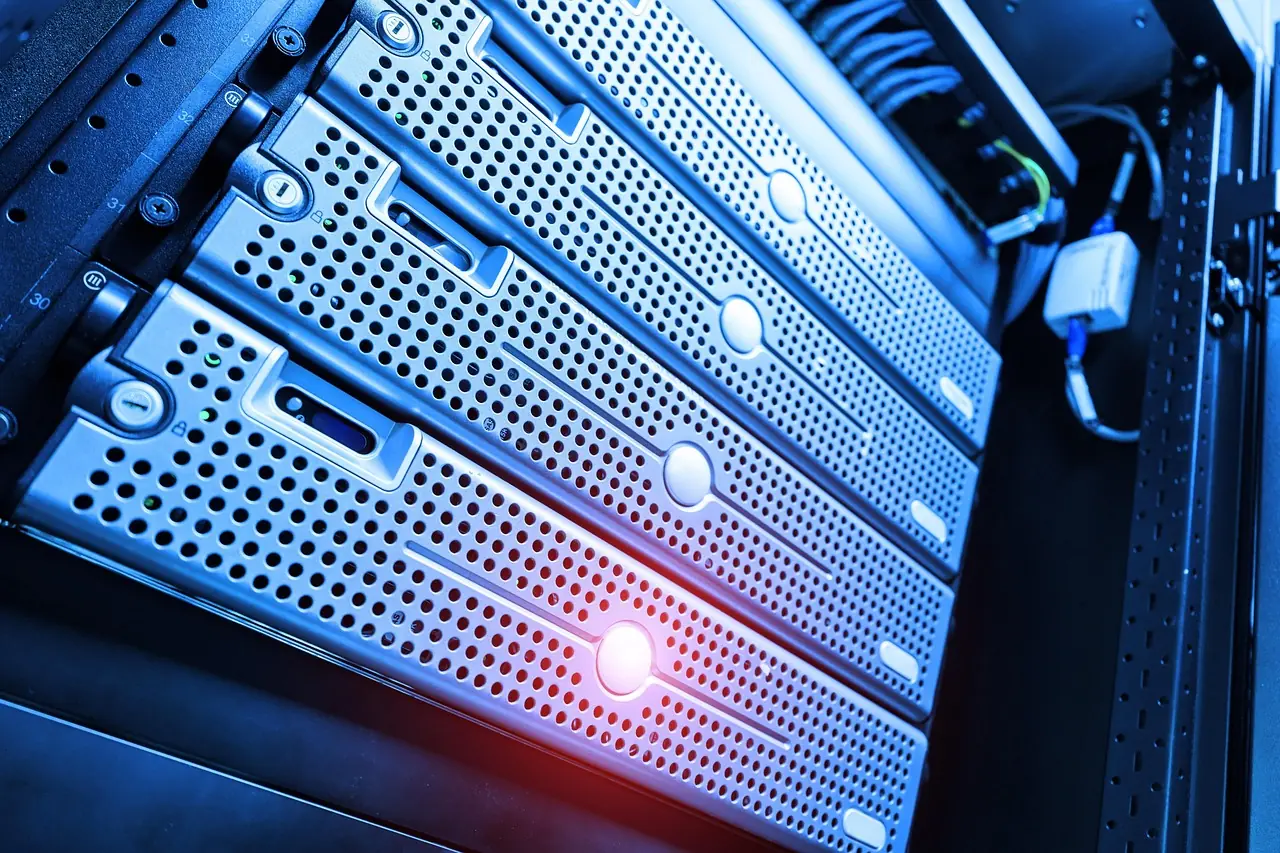 Cloud-Server vs. On-Premise-Server: Welche Lösung ist die richtige für Ihr Unternehmen?