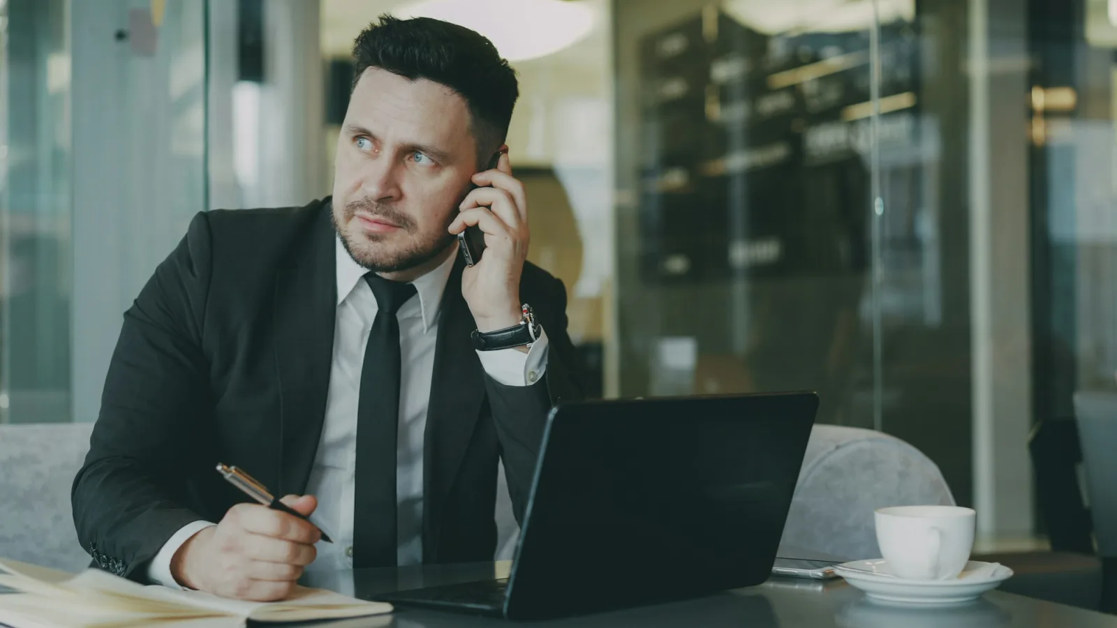 Cyberversicherung zahlt CEO-Fraud oft nicht — das ist der Grund