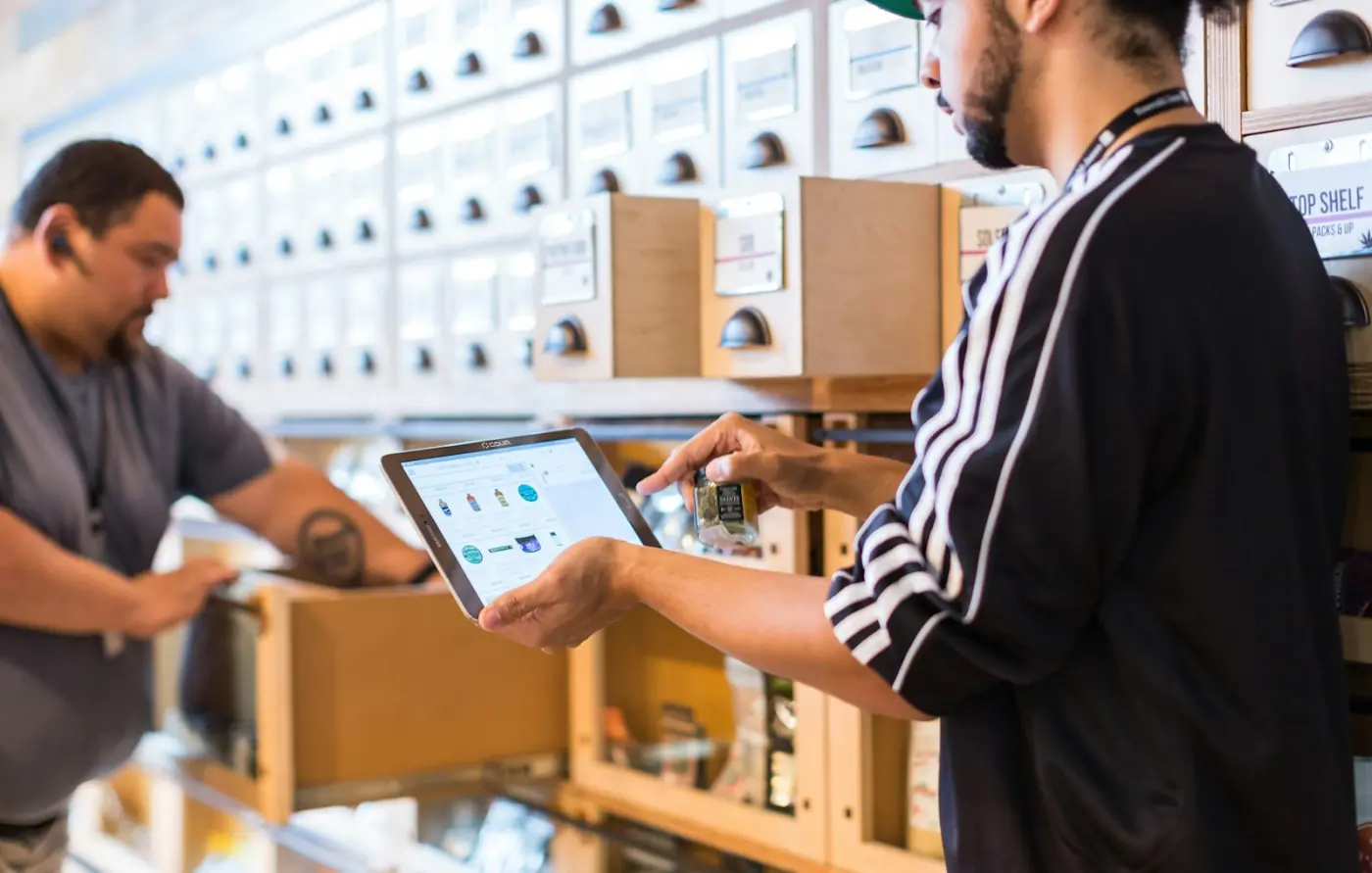Digitalisierung in der Logistik: Wie IT-Systeme Kosten senken