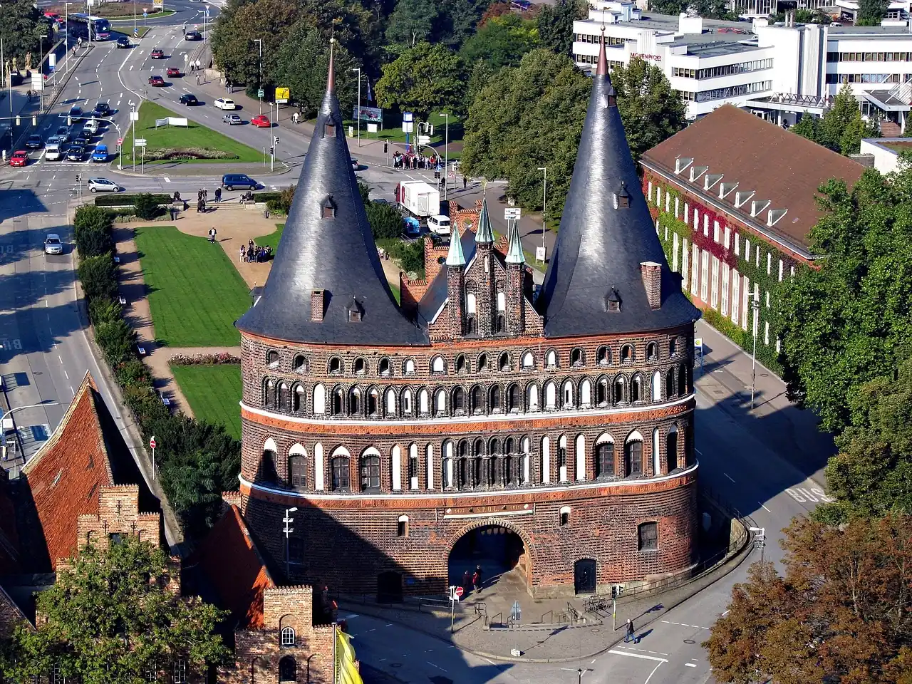 IT-Betreuung für kleine Unternehmen in Lübeck — ohne eigenes IT-Team